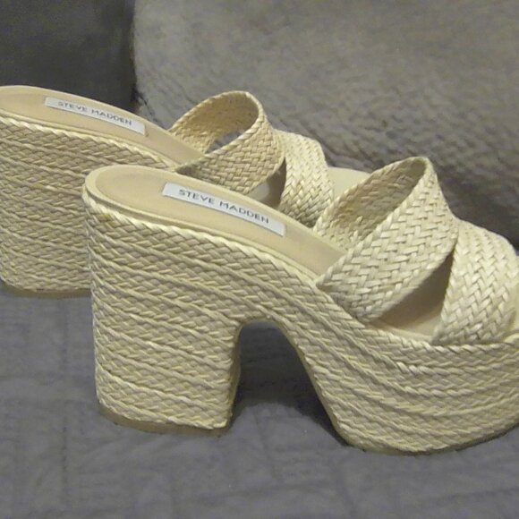 Steve Madden Gianni heeled sandal - Picture 1 of 3